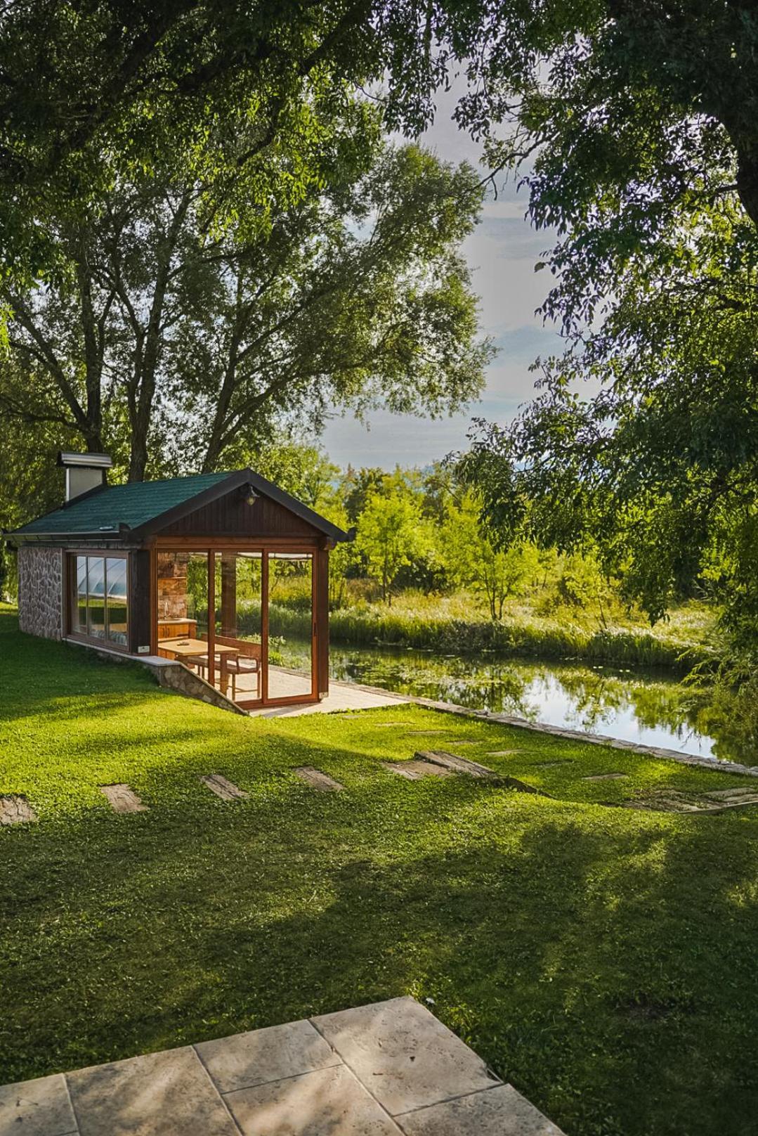 Villa Leko Dream House Cetina Exterior photo
